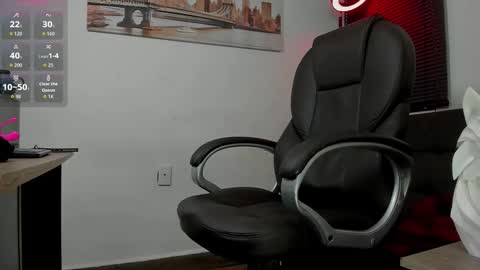 Dash online show from September 23, 12:48 pm