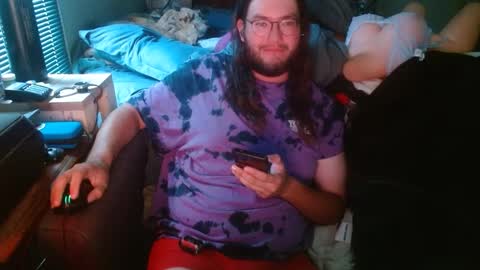 datguy2b online show from September 14, 5:26 pm