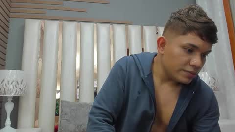 DaveJonesz online show from April 19, 6:35 am