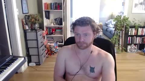 david_dixon2025 online show from March 7, 9:01 pm