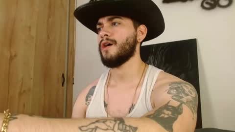 Twitter davidsanctum online show from March 26, 5:22 am