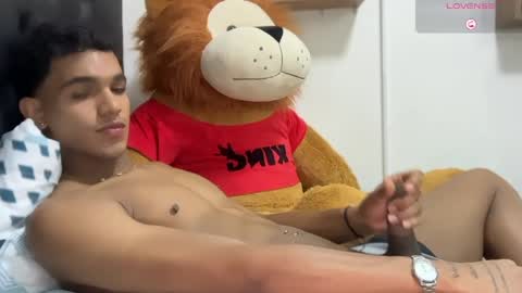 david_hot44 online show from May 9, 4:35 am