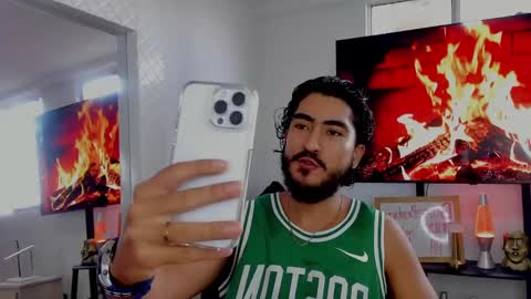 Hey im David that loves to explore and speak their fantasies. Very open talktative and nice. Feel free to chat with me online show from January 13, 12:45 pm