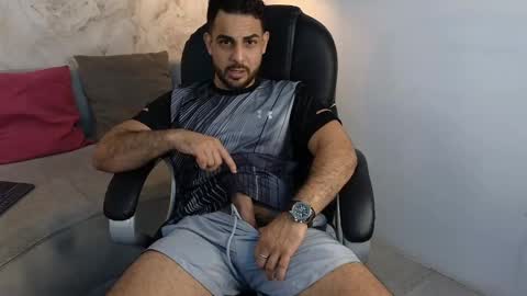 JF oliveira online show from February 7, 12:50 pm