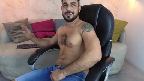 JF oliveira online show from December 8, 6:50 pm