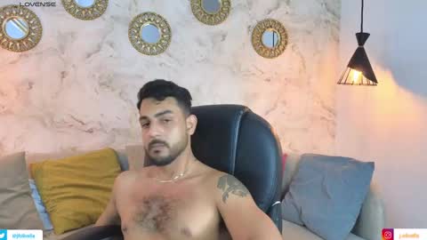 JF oliveira online show from January 16, 2:41 pm