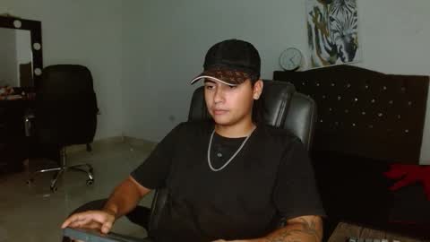 David Bless online show from December 19, 2:19 am