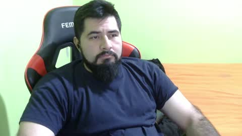 Snapshot of daviddelz chatting on December 30, 6:09 am David online show from December 30, 6:09 am