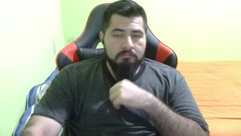 Snapshot of daviddelz chatting on March 1, 4:47 am David online show from March 1, 4:47 am