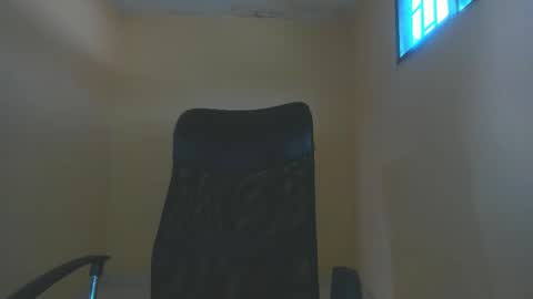 Lennon online show from December 4, 3:41 pm