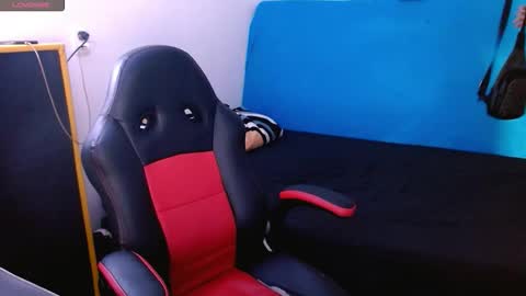 davidsalazar33 online show from March 15, 6:14 pm