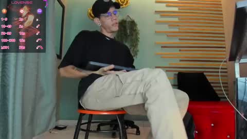 daviid_huge online show from October 2, 1:42 am