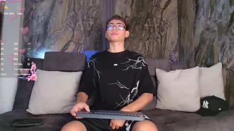 David online show from February 17, 7:13 pm