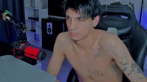 davis online show from December 15, 8:50 pm