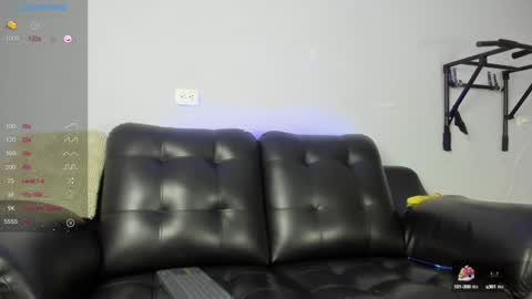 Snapshot of dawn_16 chatting on February 1, 3:19 am dawn_16 online show from February 1, 3:19 am