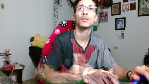 dazzayy online show from April 2, 10:50 pm