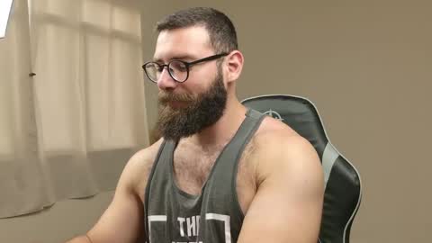 Dean online show from April 1, 7:33 pm