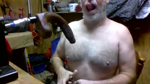 Deepthroat My Big Dildos online show from December 12, 9:48 pm
