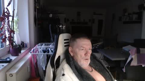 deinprinz2312 online show from February 10, 6:51 am