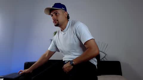  DEIVY  online show from November 19, 10:09 pm