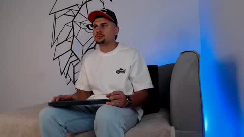  DEIVY  online show from December 21, 12:57 pm