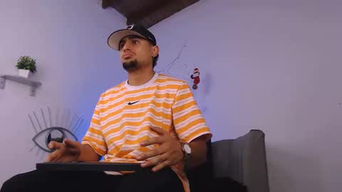  DEIVY  online show from December 29, 10:36 pm