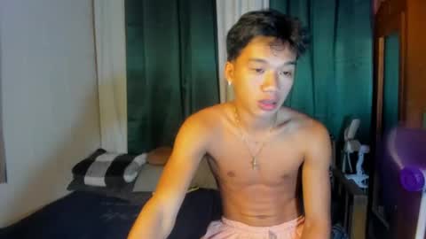 den_cummers online show from June 24, 3:59 pm