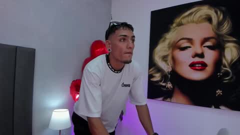 Dennis Kinsey online show from February 16, 7:23 pm