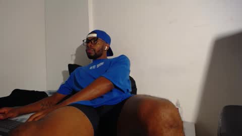 Snapshot of denzo_cornell chatting on September 19, 6:14 am denzo online show from September 19, 6:14 am