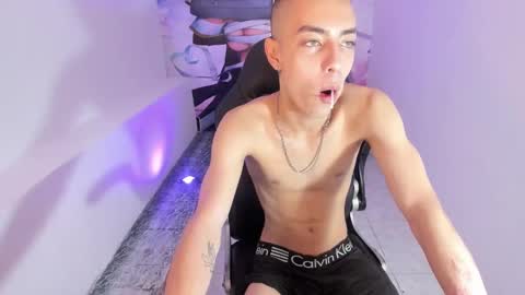 Dereck Boy online show from November 11, 9:20 pm