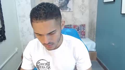 D E R E K online show from December 2, 12:19 pm