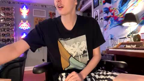 derekdings online show from September 22, 1:54 pm