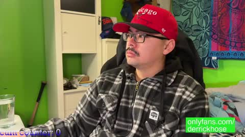 Derrick Hose online show from January 15, 3:18 pm