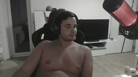 dershark online show from October 25, 11:50 pm