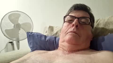 Desmon1958 online show from March 27, 7:37 pm