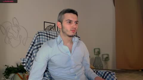 devin_ho online show from February 1, 8:05 pm