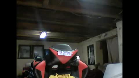 Snapshot of dhbbc454336 chatting on October 18, 7:41 pm Marcus D-von Steel online show from October 18, 7:41 pm