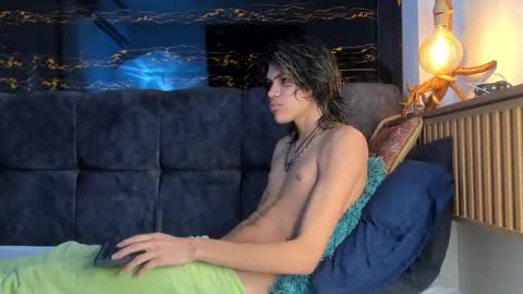 diamond_twink online show from October 15, 3:47 am