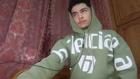 diastck2 online show from December 23, 6:16 pm