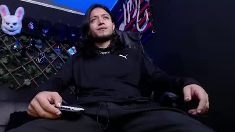 DICAPRIO online show from July 2, 2:01 pm