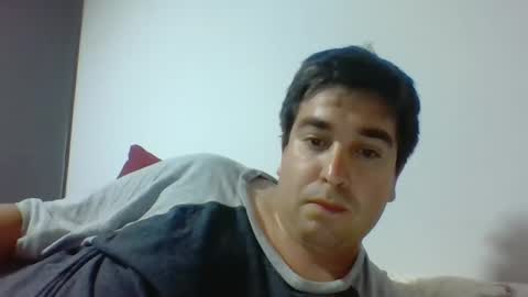 Snapshot of diegoox_cat chatting on December 30, 1:37 am Diego online show from December 30, 1:37 am