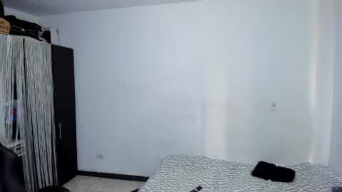 diiego_xxx online show from May 3, 4:20 pm