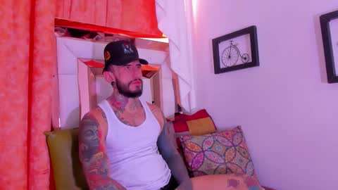 dilan_scootk_ online show from March 21, 3:38 pm