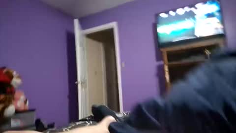 dillifambam08 online show from March 1, 6:13 am