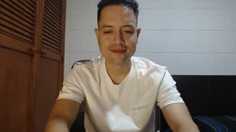 Dimitri online show from April 8, 3:51 am