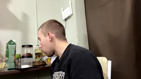 D  V  online show from January 9, 8:44 pm