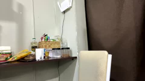 D  V  online show from January 23, 4:49 pm