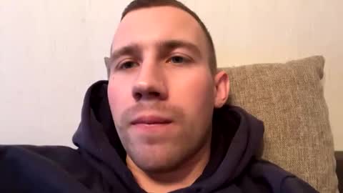 D  V  online show from January 2, 10:37 am