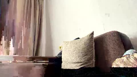 D  V  online show from January 19, 10:39 am