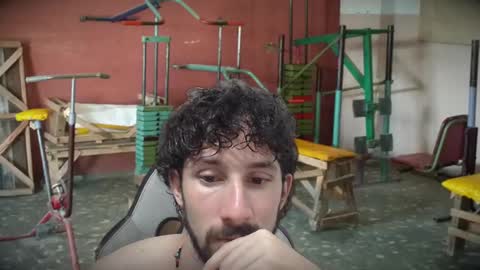 Snapshot of dioni_soe chatting on March 2, 3:24 am Henry online show from March 2, 3:24 am